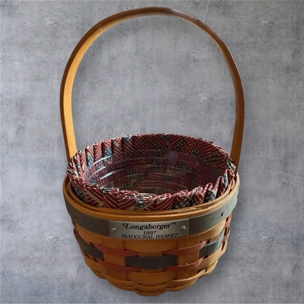 1997 Longaberger Inaugural Basket with protector and liner
